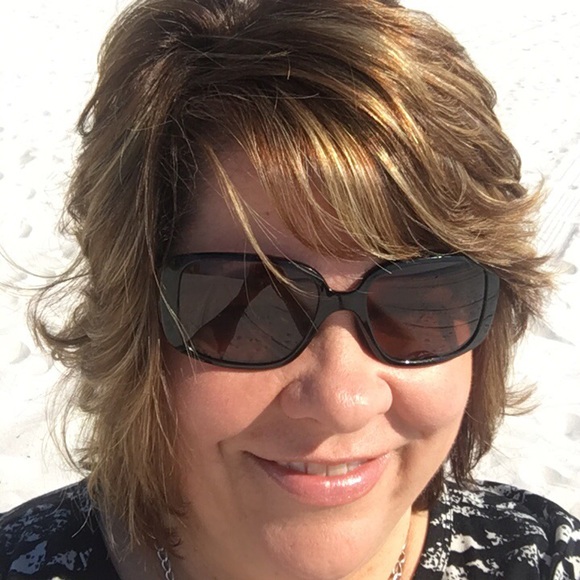 Meet your Posher, Charity - Picture 1 of 1